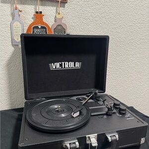 Victrola Black Portable Turntable